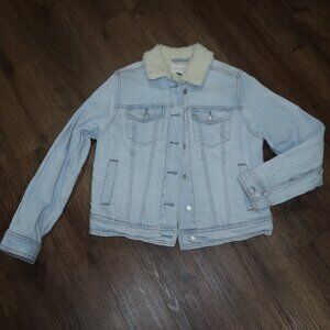Womens Universal Thread Light Wash Denim Sherpa Lined Jean Jacket size Small S